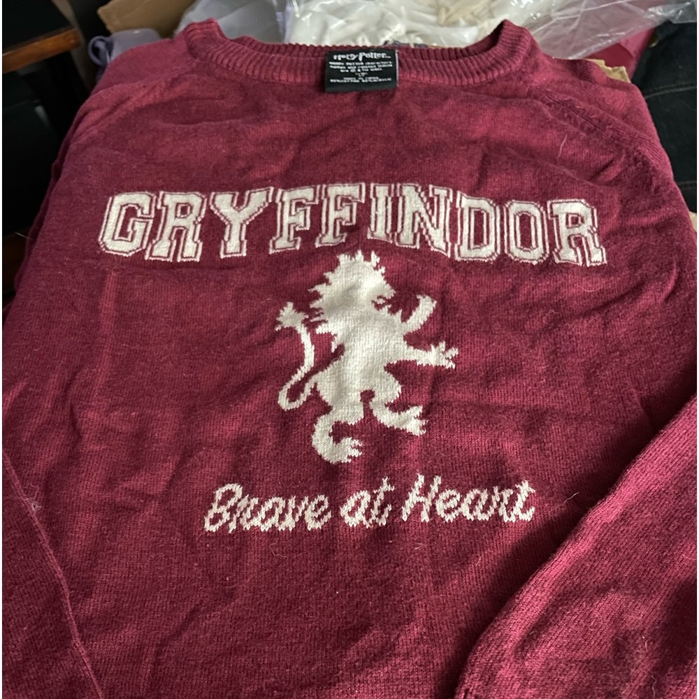 Harry Potter Gryffindor sweater